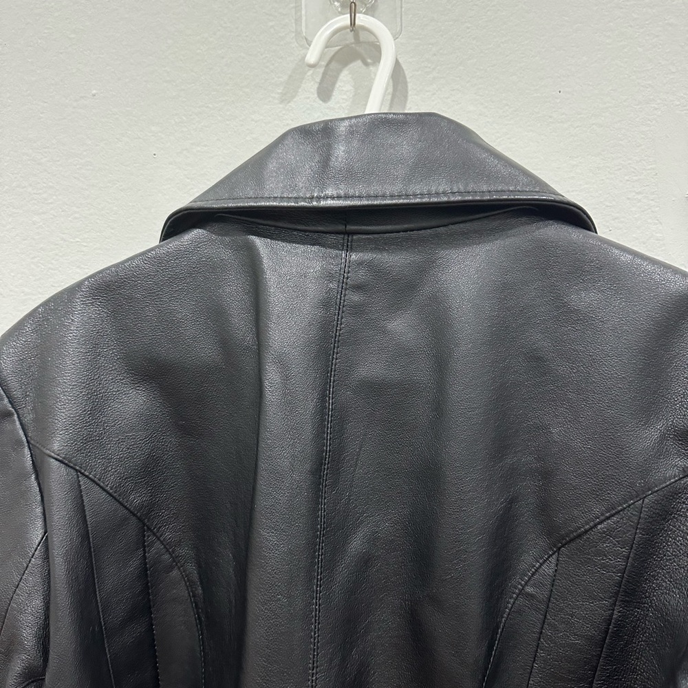 leather jacket - Picture 3 of 3